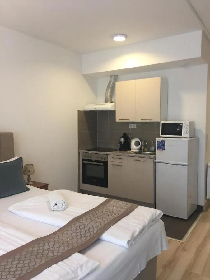 Corvin Rose Apartment Hotel Budapest Ungheria