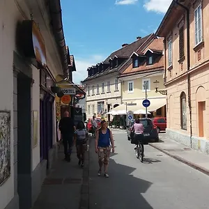 ellenőrizze a rendelkezésre állást